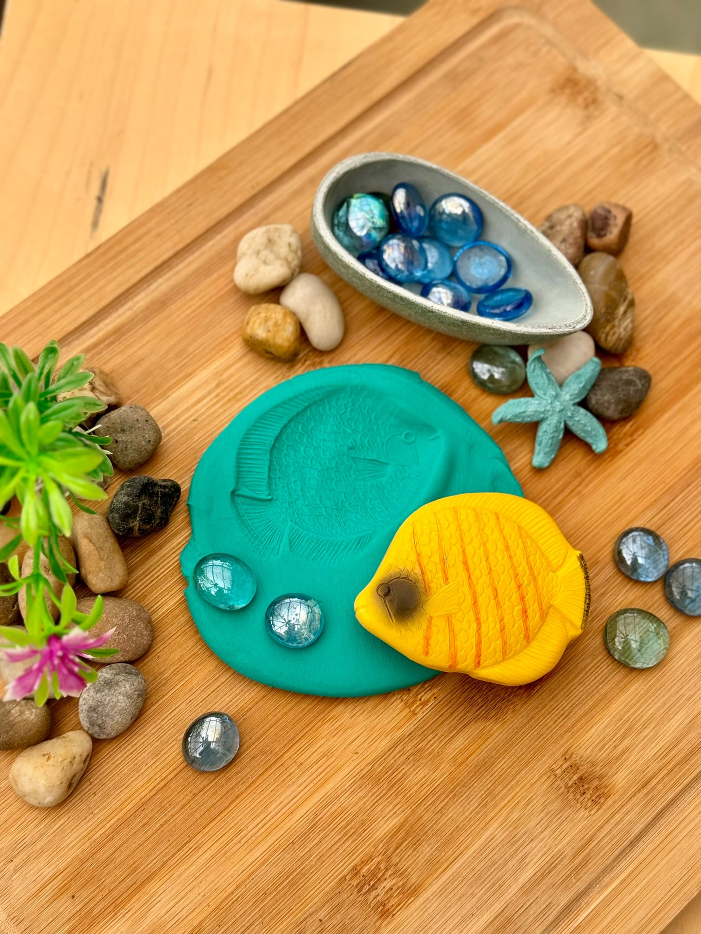 Sensory Play Stones – Fish