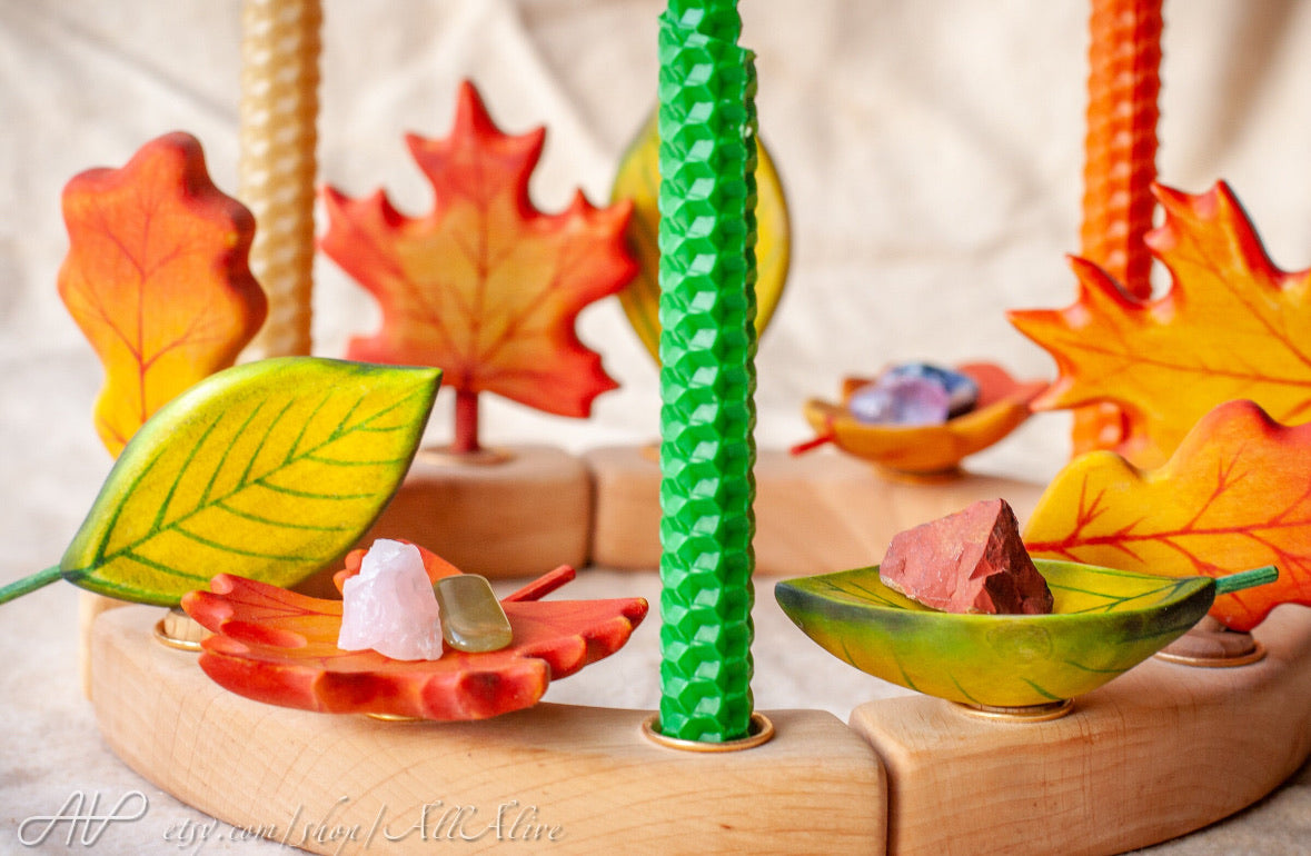 Autumn leaves set