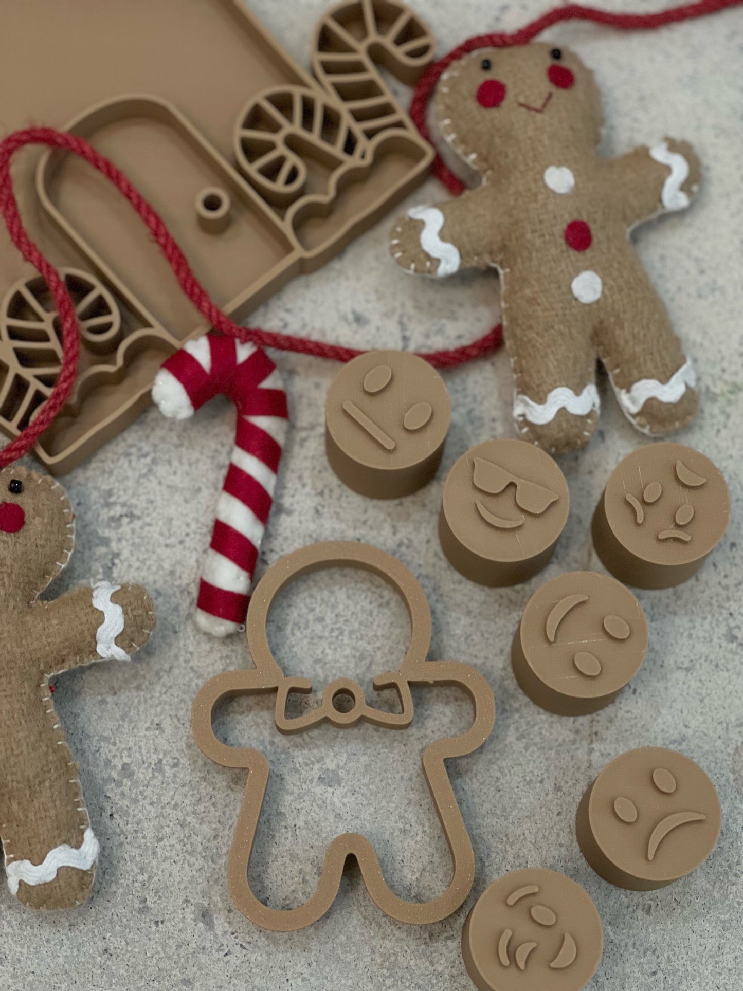 Gingerbread Man Emotion Cutter & Stamps