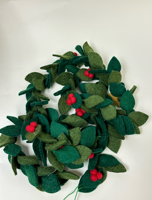 Felt Holly Garland